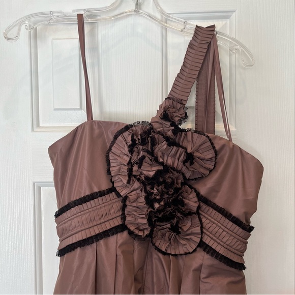 BCBG MAX AZRIA $458 MLBRYMIST Prom Party Gown 6 Long Dress Bubble Lace Event - Picture 3 of 15